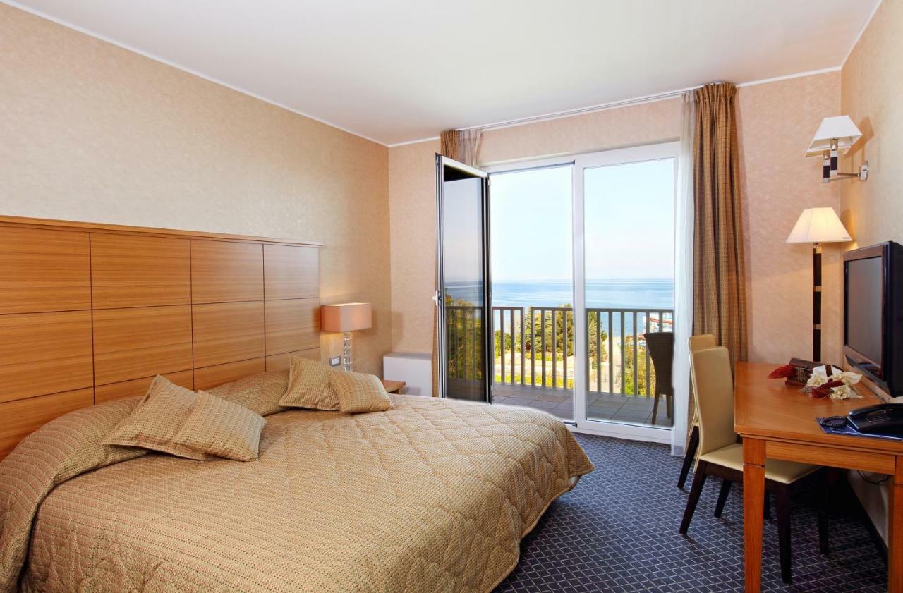 Hotel Mirta - San Simon Resort イゾラ エクステリア 写真